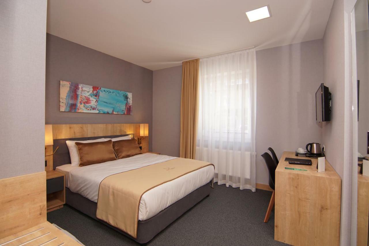 Casa Constanza Hotel Garni ฟรีดริชส์ฮาเฟน ภายนอก รูปภาพ