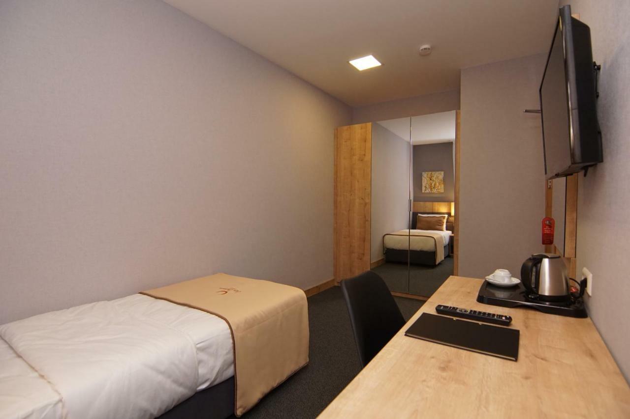 Casa Constanza Hotel Garni ฟรีดริชส์ฮาเฟน ภายนอก รูปภาพ